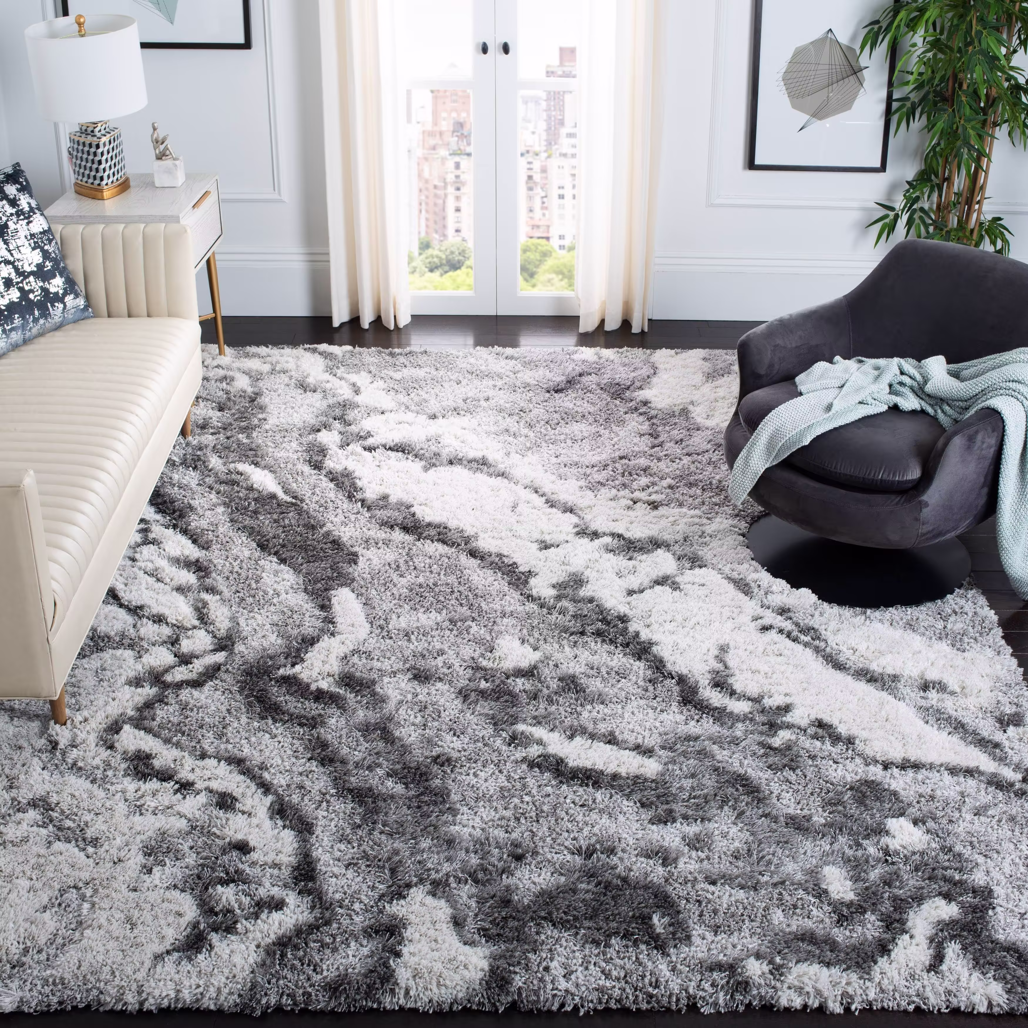 Safavieh Horizon Shag Collection HZN890F Grey / Ivory Rug 6' 7" Square